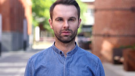 Daniel R.​